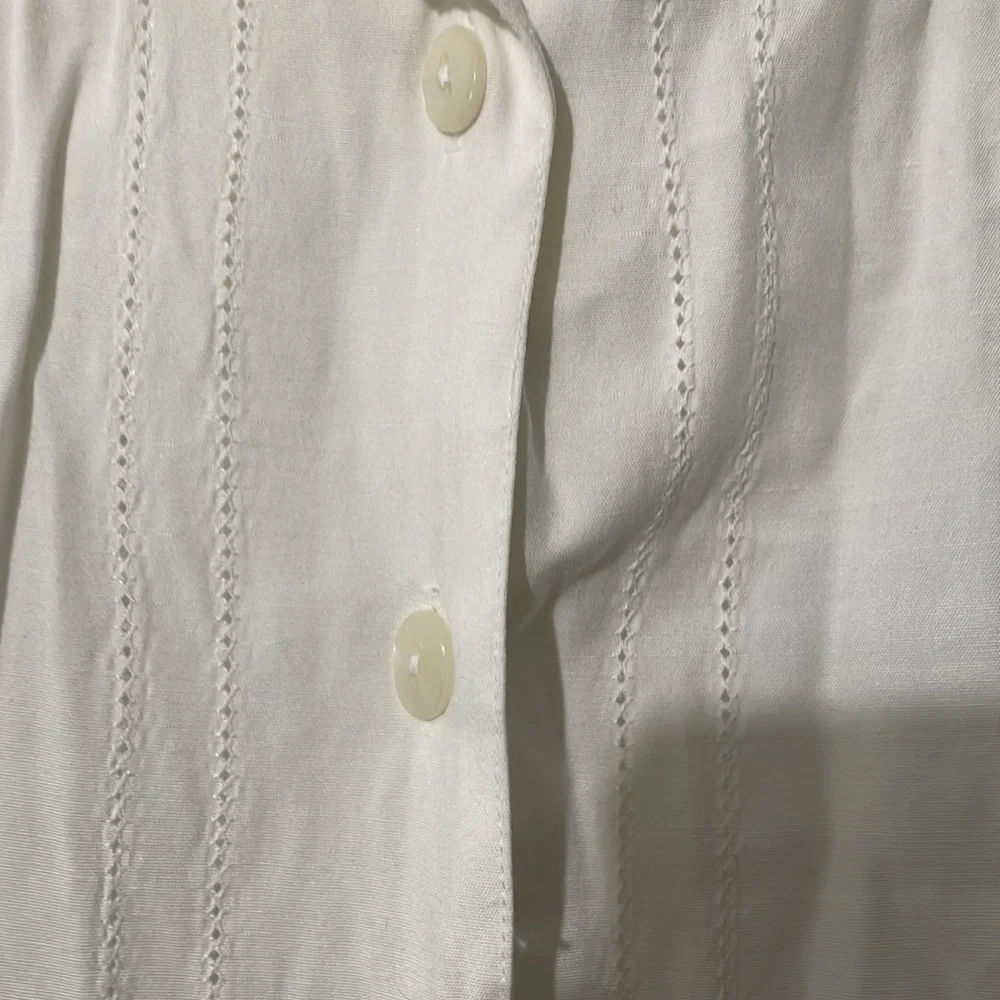 Vintage Jantzen White Button-Up Blouse - Picture 4 of 5